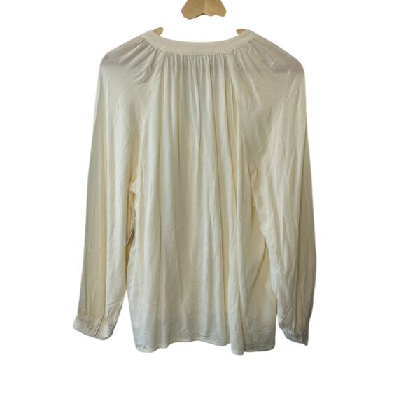 Old Navy Ivory V Neck Button-Up Long Sleeve Blouse Women's Large New - Picture 5 of 6